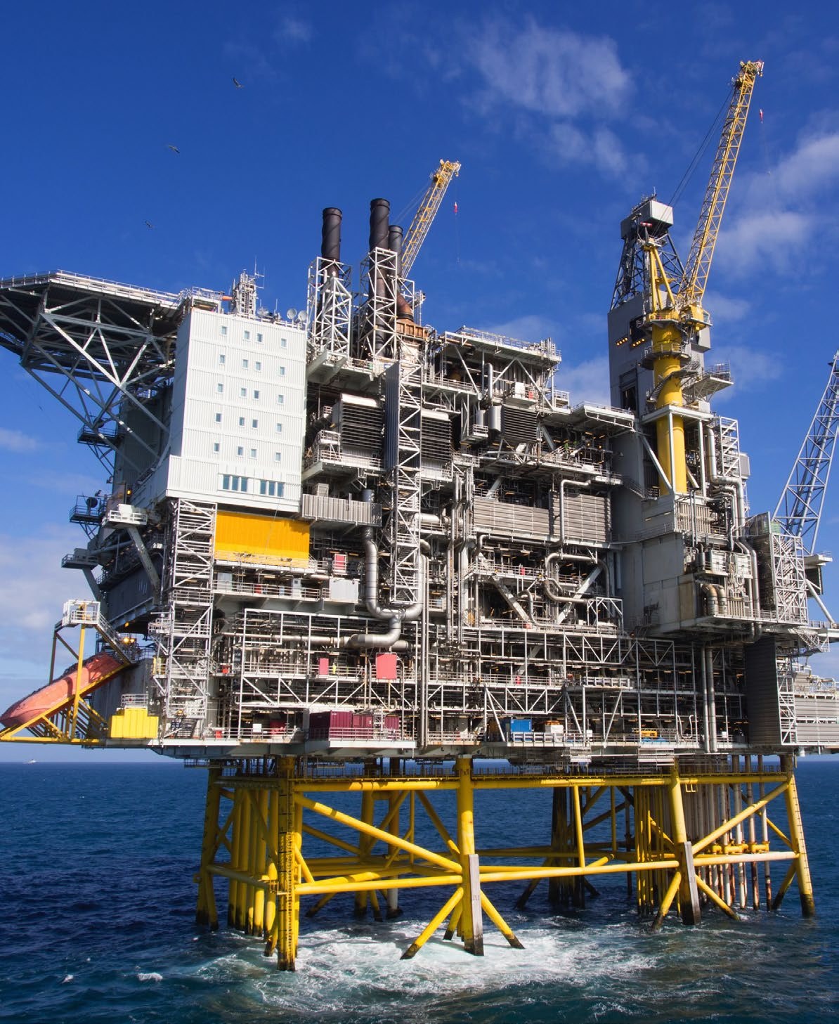Offshore installation from the NorthQ company presentation